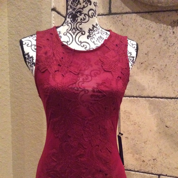 Sexy 💋Leotard sinful red with a floral stitching. - Picture 2 of 8